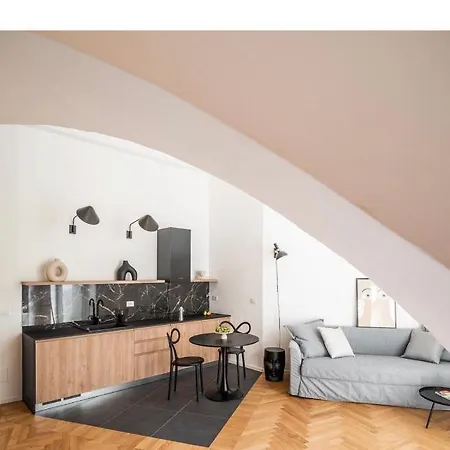 Dom1872 Apartment Trieste